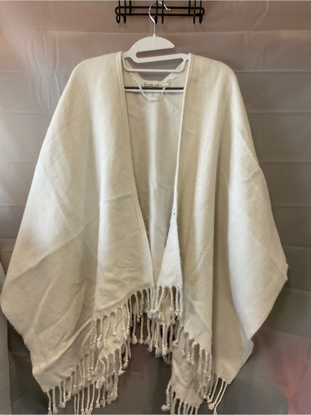 Abercrombie & Fitch Cream Fringe Throw Poncho
